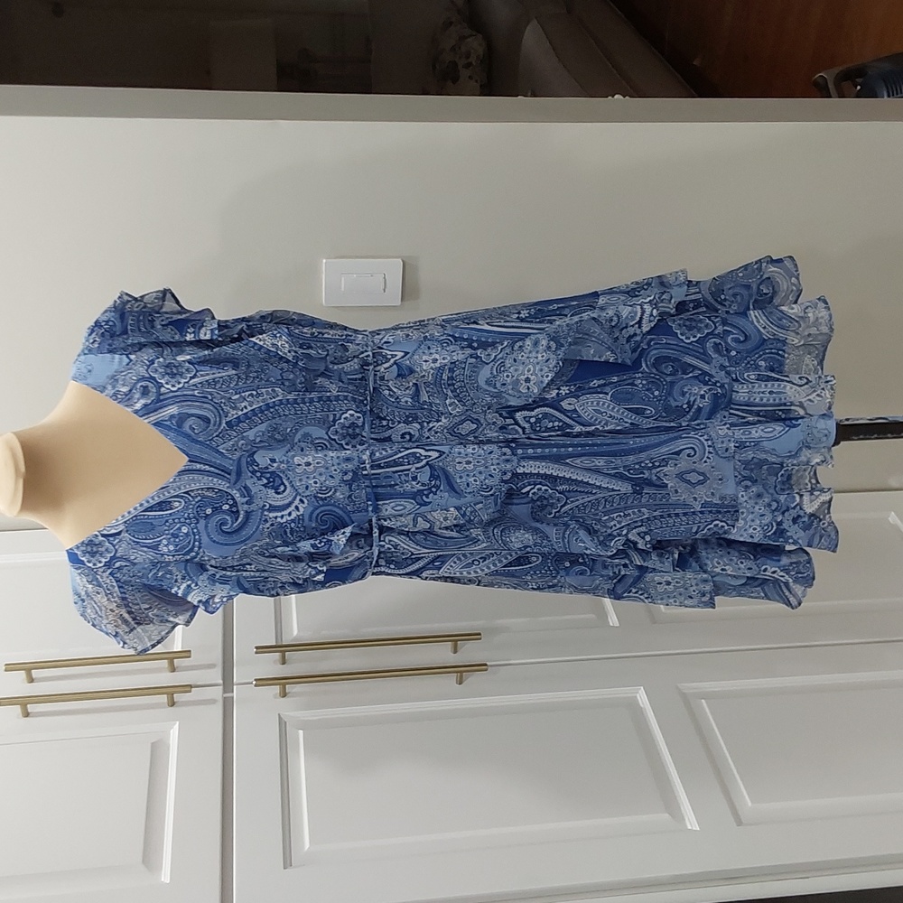 Tommy Hilfiger Geometric Flutter Dress Like New ON SALE TIL MIDNIGHT!